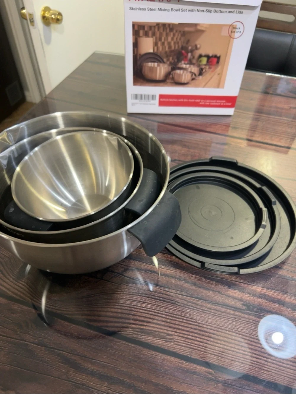 AVACRAFT Stainless Steel Mixing Bowl Set of 3 w/ Lids & Non-Slip Silicone Base